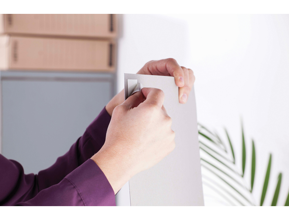 CINTA ADHESIVA UHU DOUBLEFIX INVISIBLE DOBLE CARA EXTRA FUERTE 1,5 MT X 19 MM