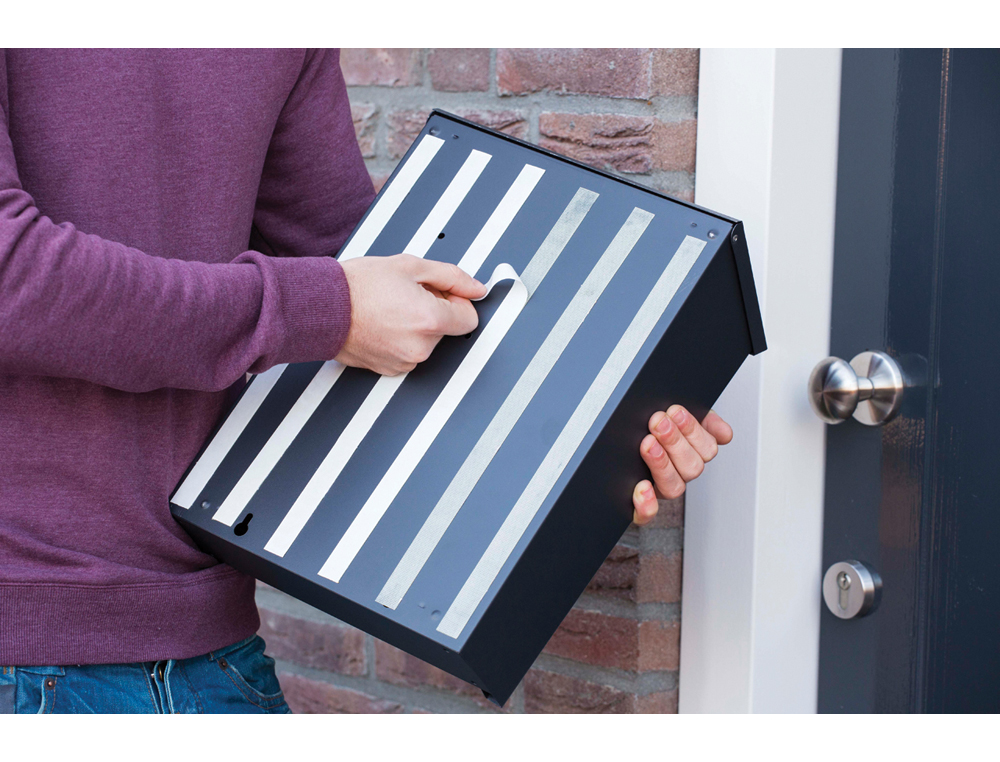 CINTA ADHESIVA UHU DOUBLEFIX INVISIBLE DOBLE CARA EXTRA FUERTE 1,5 MT X 19 MM