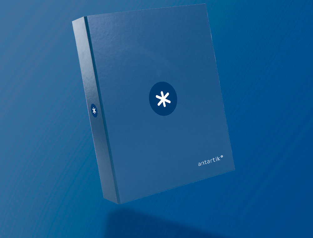 CARPETA 4 ANILLAS 40 MM MIXTAS ANTARTIK A4 FORRADA COLOR AZUL MARINO