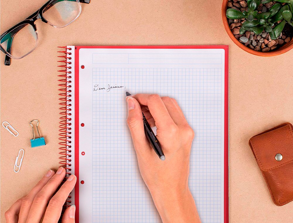 CUADERNO ESPIRAL A4 MICRO ANTARTIK TAPA FORRADA 80H 90GRCUADRO 5MM 1 BANDA 4 TALADROS EXP. 20 UNIDADES