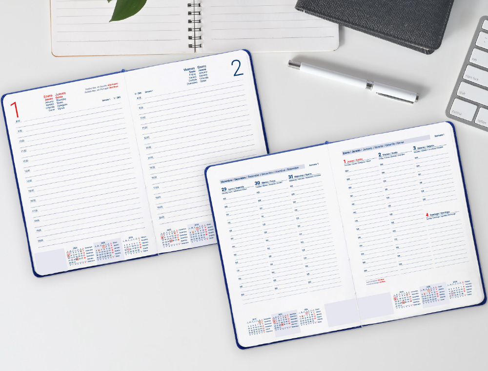 AGENDA ENCUADERNADA LIDERPAPEL CRETA 150X210 MM 2026 DIA PAGINA AZUL PAPEL 70 GR FSC